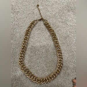 Elegant Gold Chain Necklace